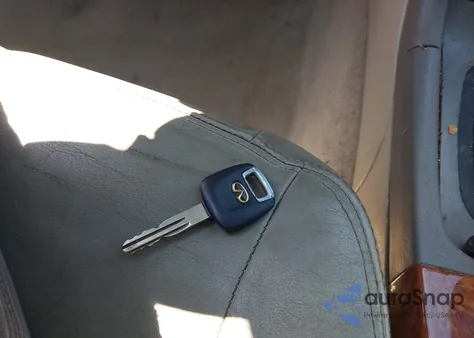 2002 Infiniti I35 z USA, uszkodzony, nr VIN JNKDA31A52T026908